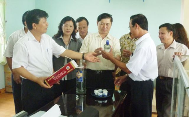 Rượu Phú Lộc, hành trình lấy lại thương hiệu